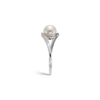 Δαχτυλίδι Pearls από λευκό χρυσό 18K με freshwater pearl και διαμάντια μπριγιάν