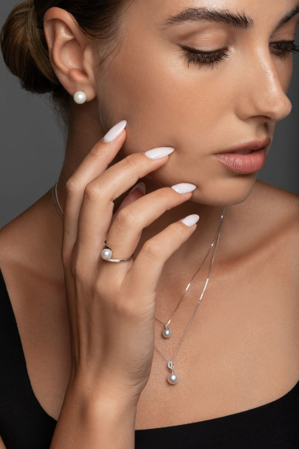 Δαχτυλίδι Pearls από λευκό χρυσό 18K με freshwater pearl και διαμάντια μπριγιάν